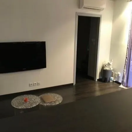 Apartment Joli T2 Tout Equipe